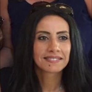 Meet your Posher, Dalia